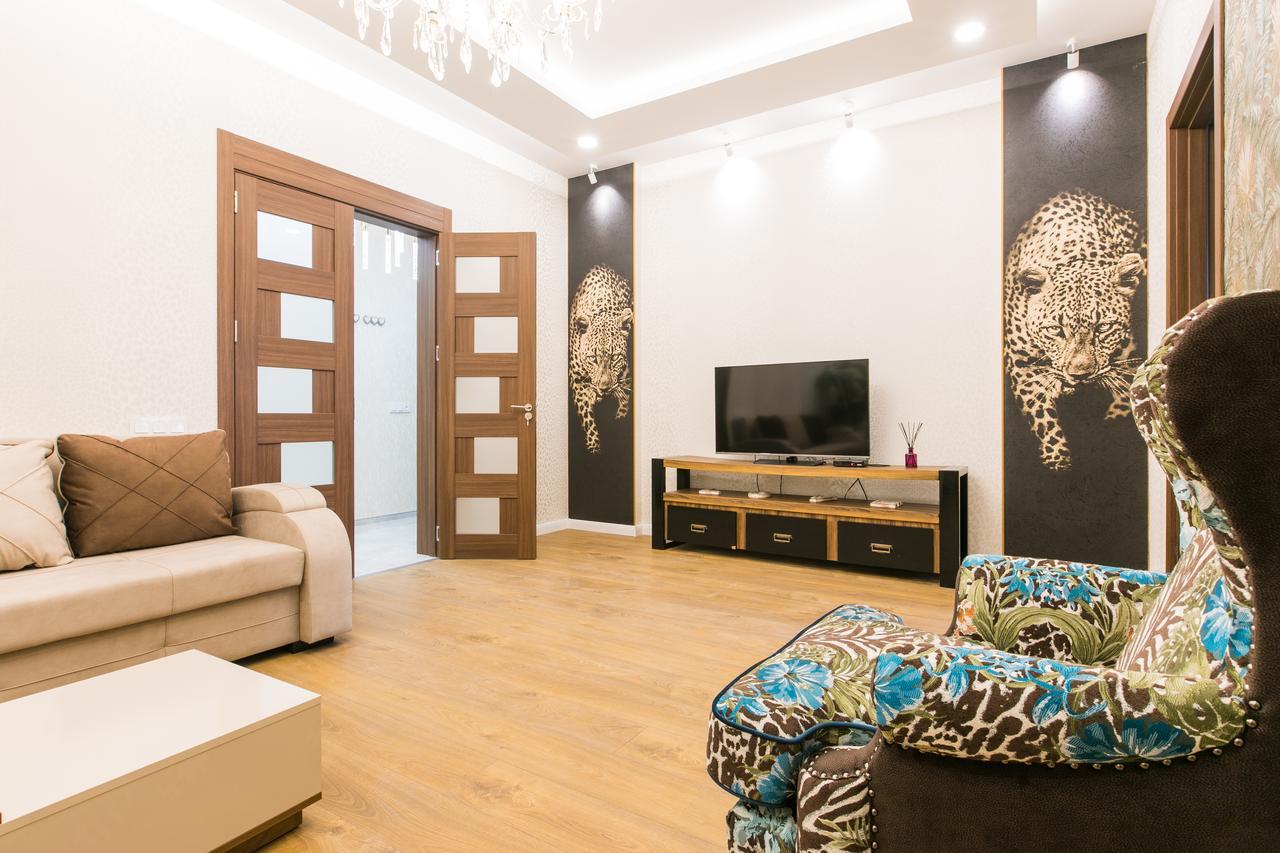 Sweet Home 6 Vip Rustaveli Avenue Tbilisi Luaran gambar